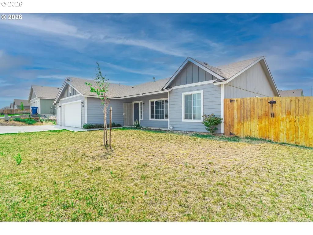 2766 Thrush St, Umatilla, OR 97882 - #1