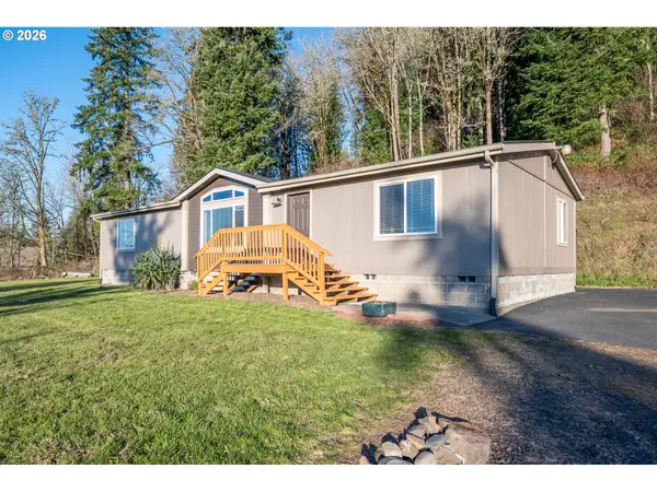 276 Alpenridge Rd, Kelso, WA 98626