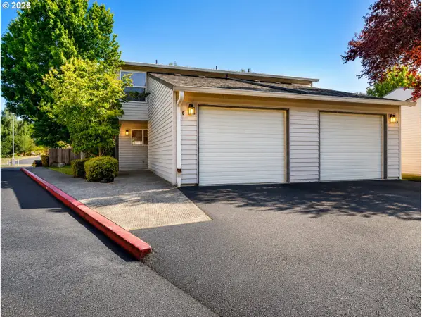 5301 Plomondon St #A6, Vancouver, WA 98661