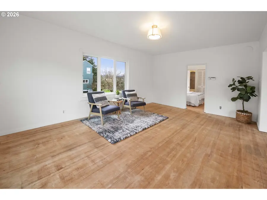 886 Florence Ave, Astoria, OR 97103 - #3