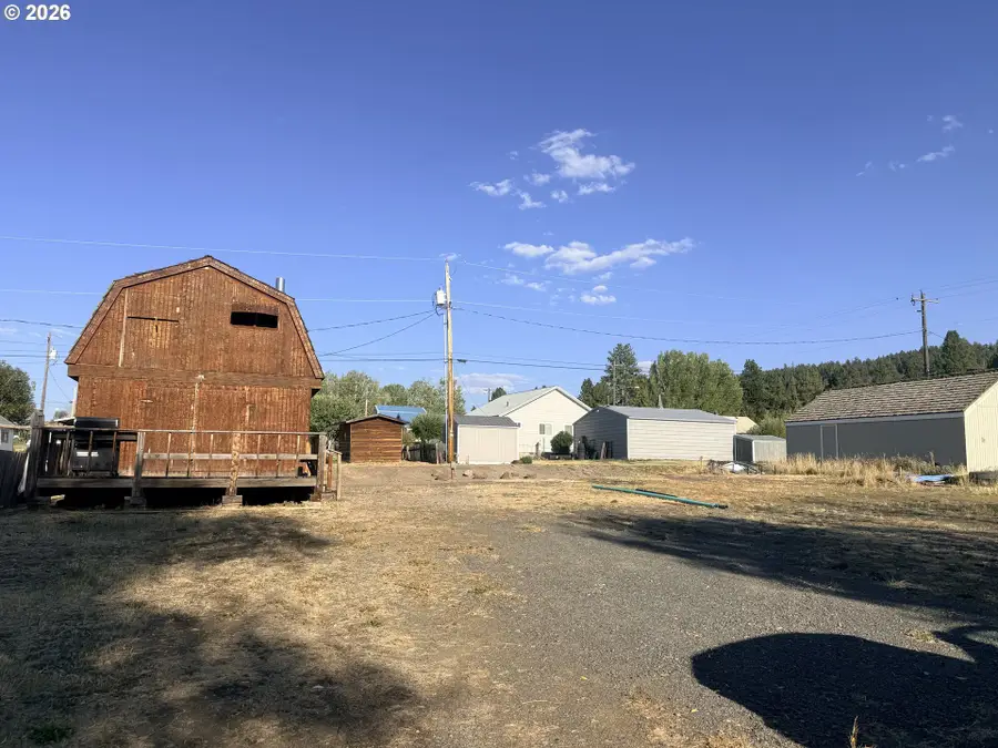 204 C Ave, Seneca, OR 97873 - #2