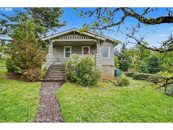 700 Oak St, Silverton, OR 97381