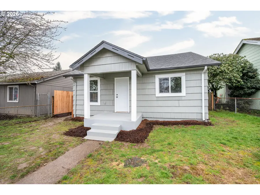 288 21st Ave, Longview, WA 98632 - #2
