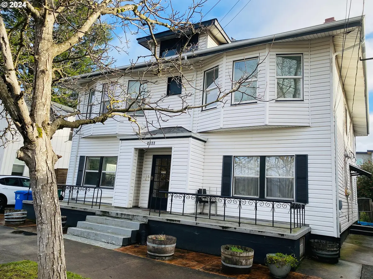 1346 SE 43rd Ave, Portland, OR 97215 - #1
