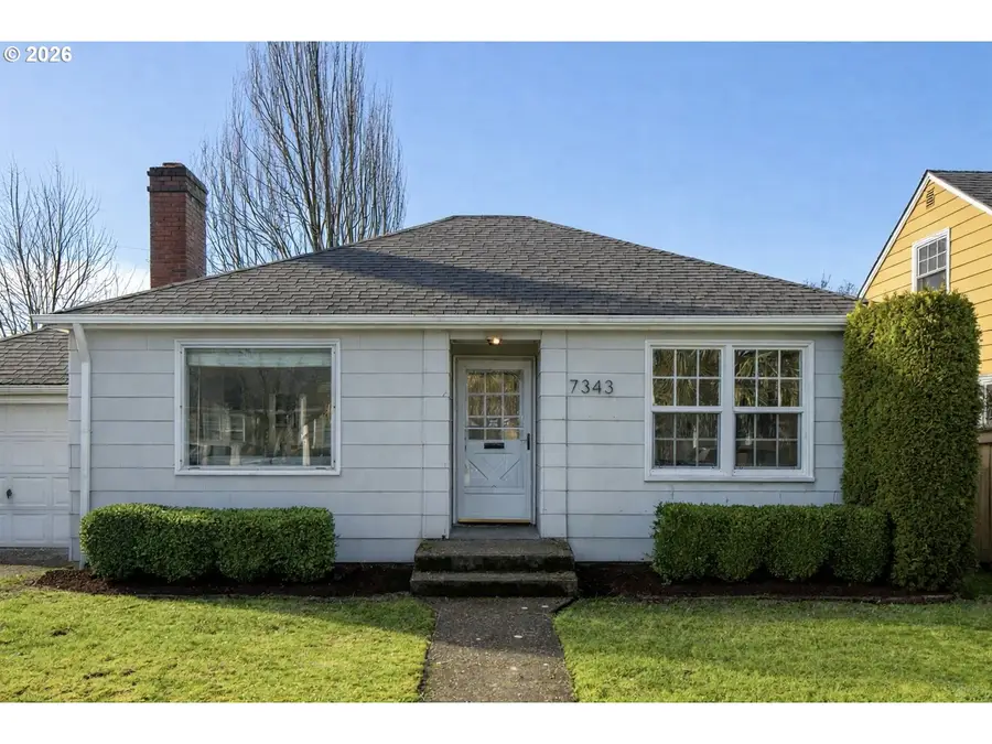 7343 N Hurst Ave, Portland, OR 97203 - Image #2