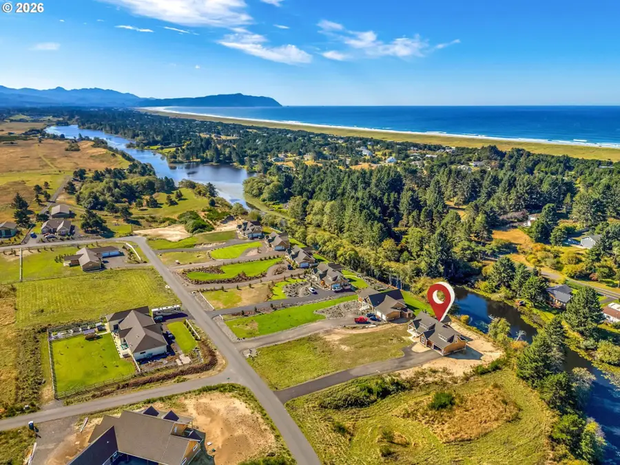 90250 Hobie Rd, Warrenton, OR 97146 - #2