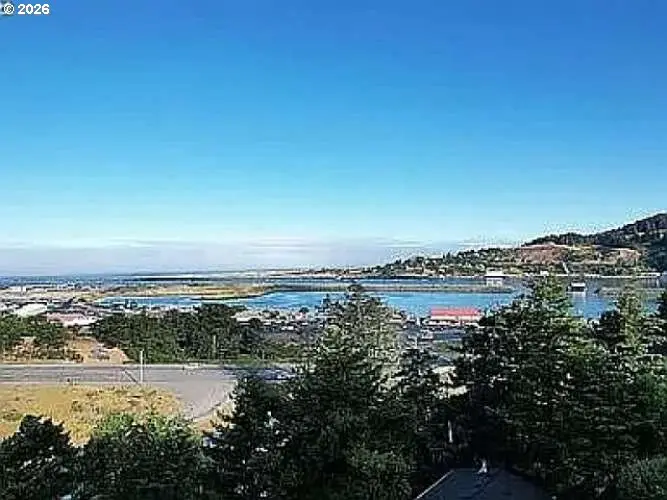 94287 June St, Gold Beach, OR 97444 - #2