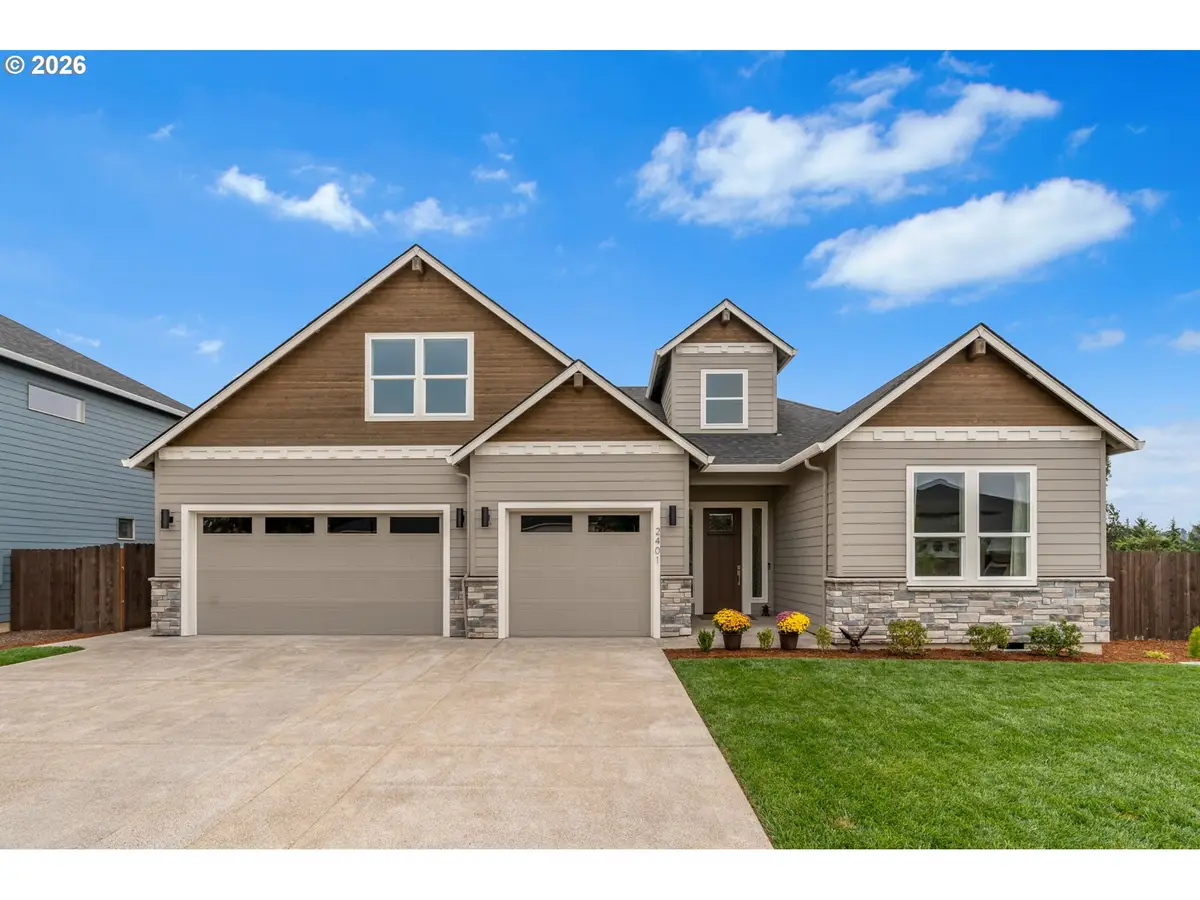 2401 E Foxtrot St, La Center, WA 98629 - #1