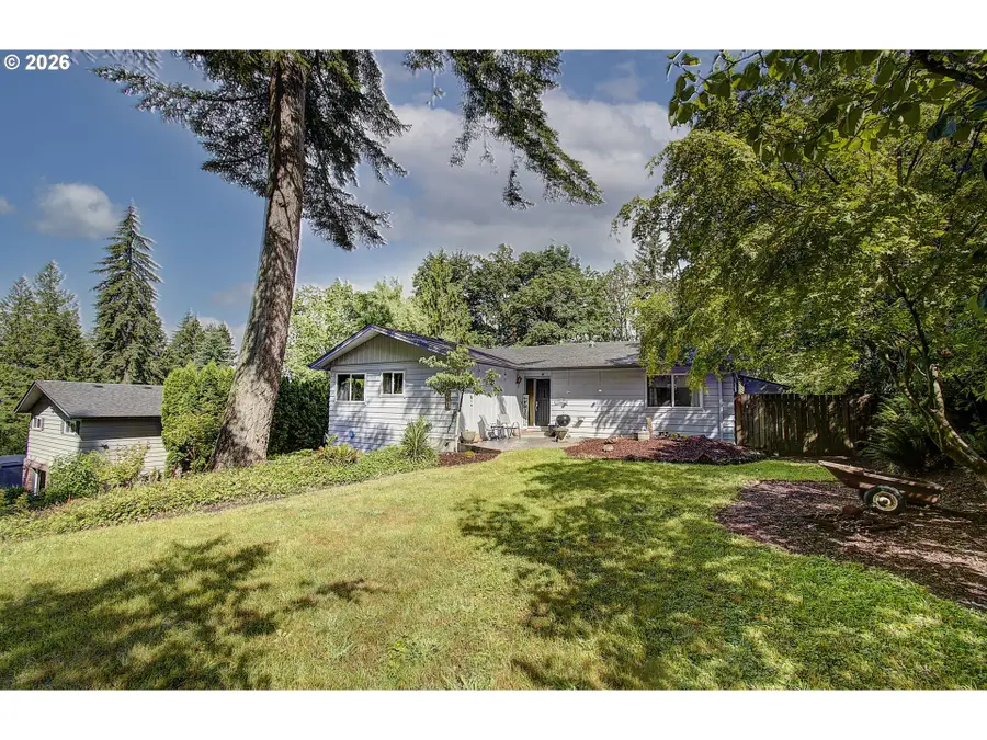 153 Monticello Dr, Longview, WA 98632 - #2