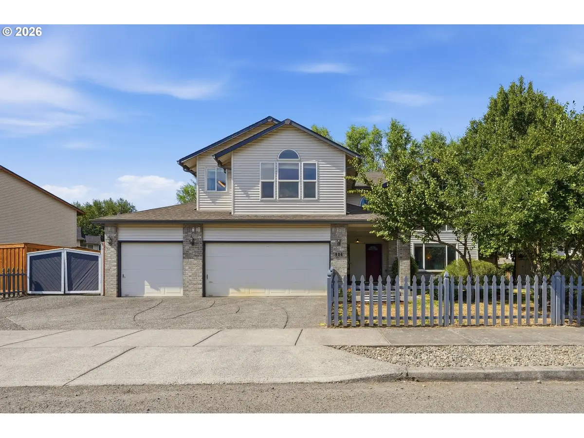 936 NE Lija Loop, Portland, OR 97211 - #1