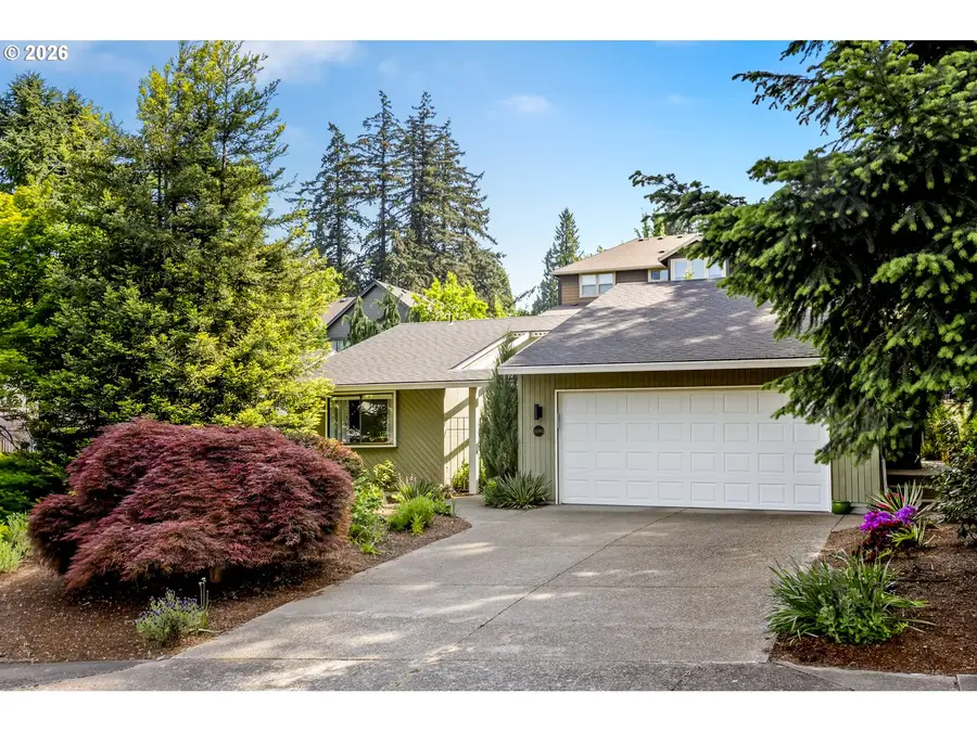 6090 SW 68th Ct, Portland, OR 97223 - #2