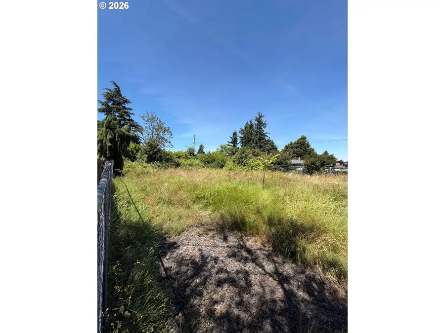 2639 NE 122nd Ave, Portland, OR 97230 - #2