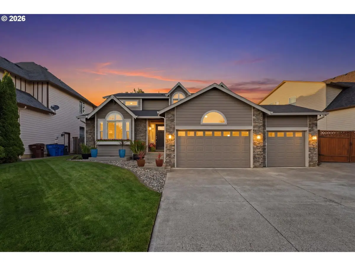 3983 Cedar St, Washougal, WA 98671 - #1