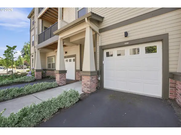17051 SW Appledale Rd #203, Beaverton, OR 97007
