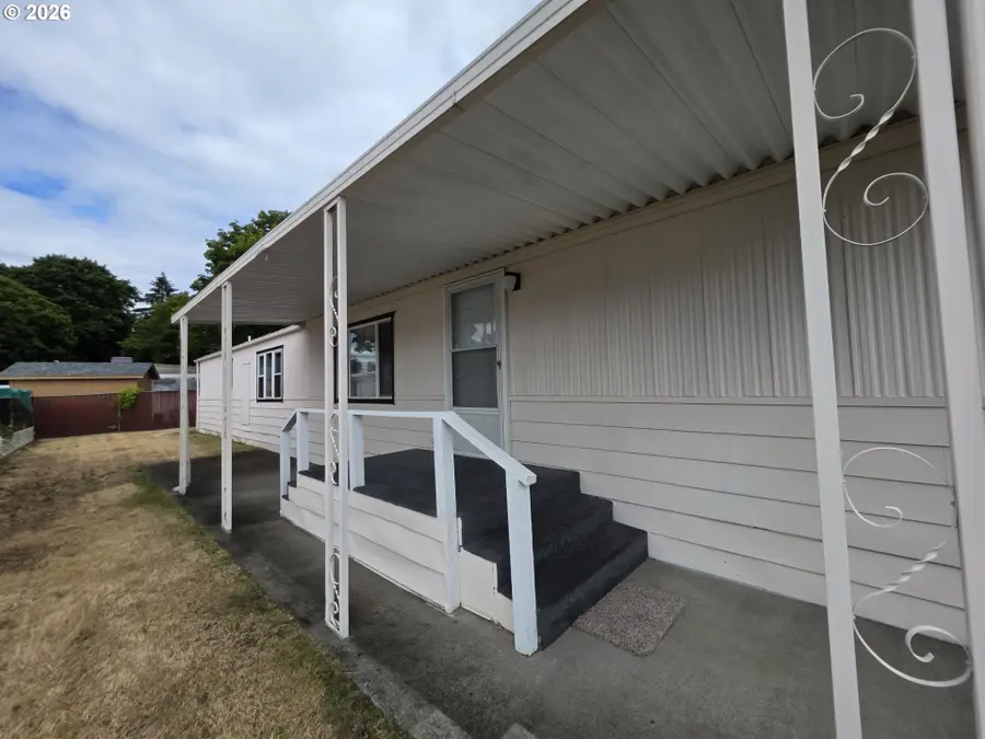 3909 E Fourth Plain Blvd #11, Vancouver, WA 98661 - #2