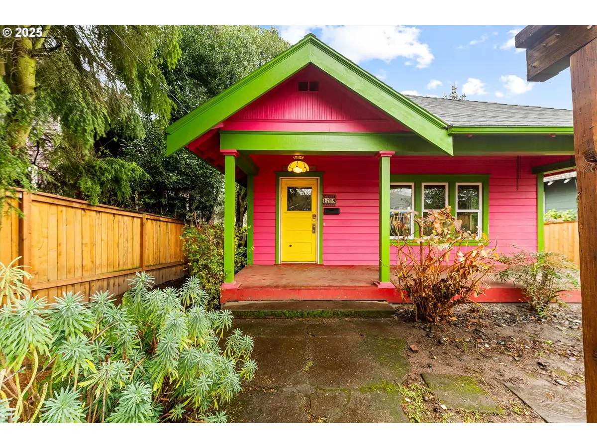 1719 N Skidmore St, Portland, OR 97217 - Image #1