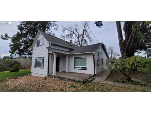 14425 SE 222nd Dr, Damascus, OR 97089