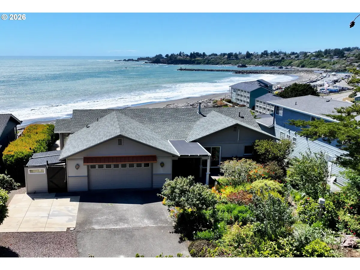 15954 Short Way, Brookings, OR 97415 - #1
