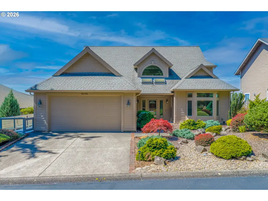 90790 Southview Ln, Florence, OR 97439 - #2