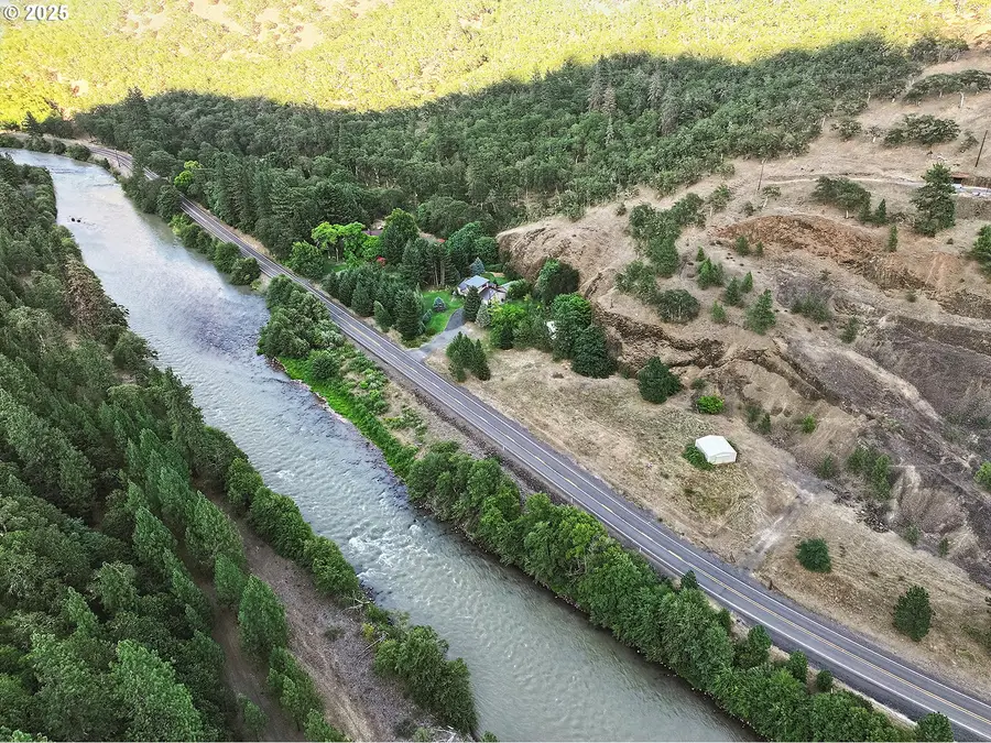 850 Highway 142, Lyle, WA 98635 - Image #3