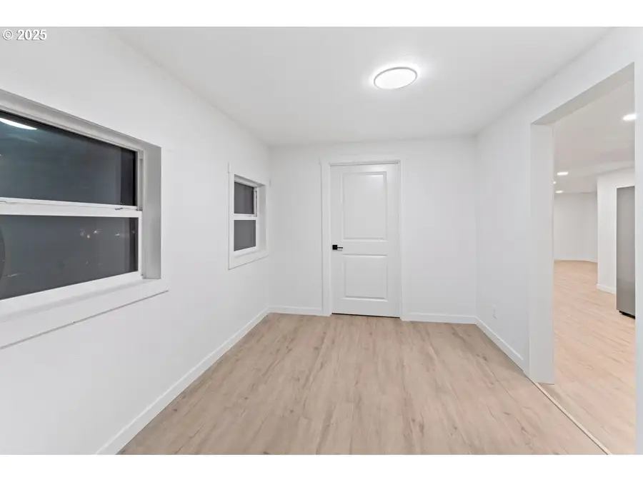 47875 Elgin Ave, Oakridge, OR 97463 - Image #2