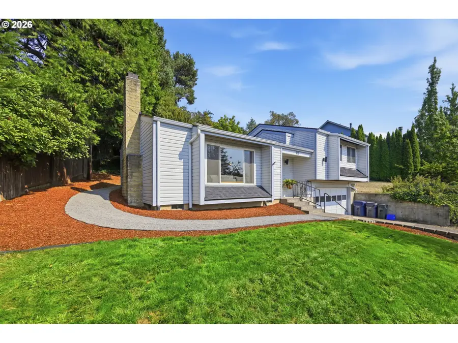 971 Prescott Ln, Springfield, OR 97477 - #2
