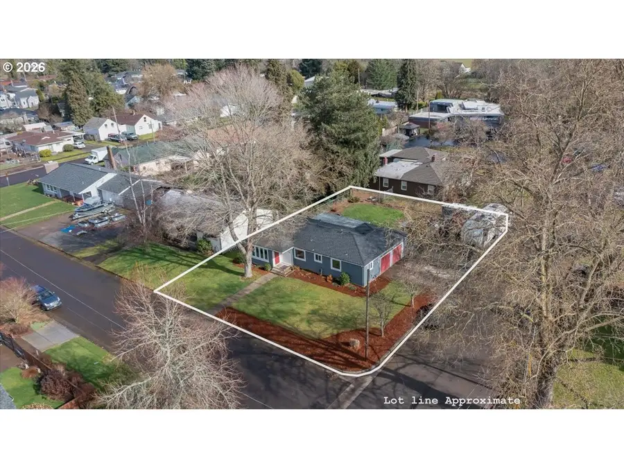 491 Cleveland St, Lebanon, OR 97355 - #2