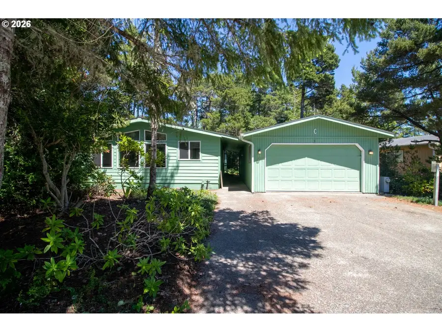 240 Munsel Creek Loop, Florence, OR 97439 - #3