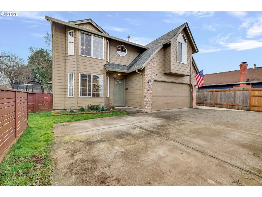 682 SE 70th Ct, Hillsboro, OR 97123 - Image #3