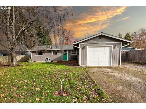 3 Revilot Ct, Molalla, OR 97038