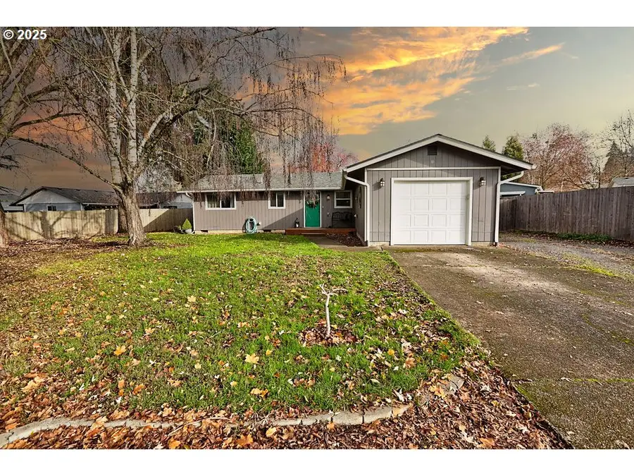 3 Revilot Ct, Molalla, OR 97038 - Image #2