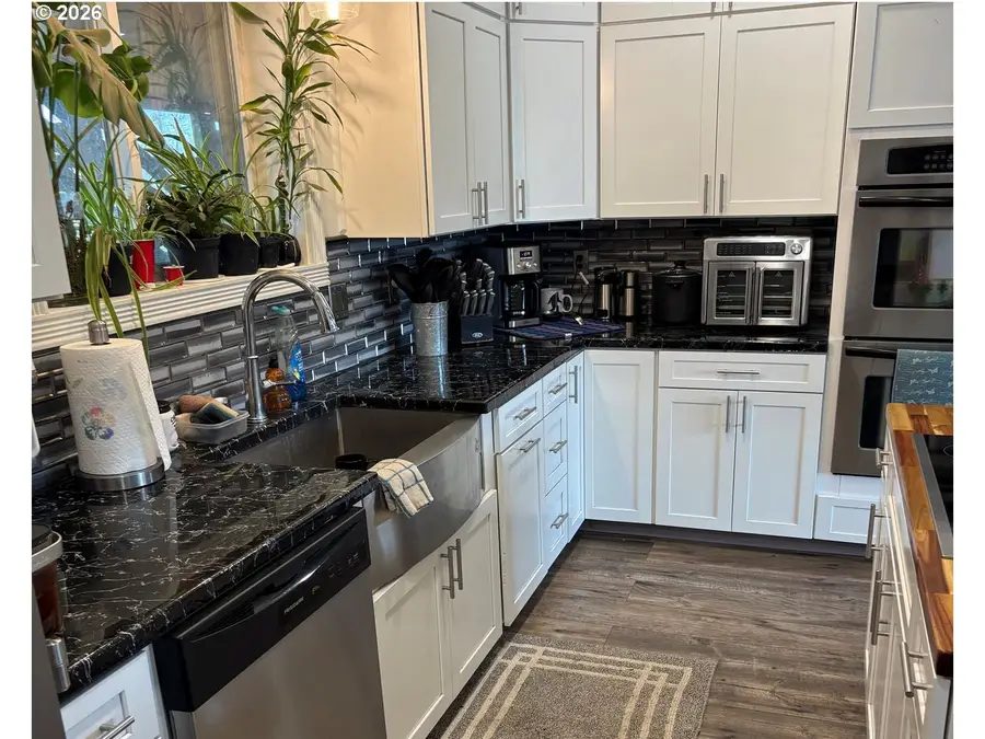 36845 Immigrant Rd, Pleasant Hill, OR 97455 - #2