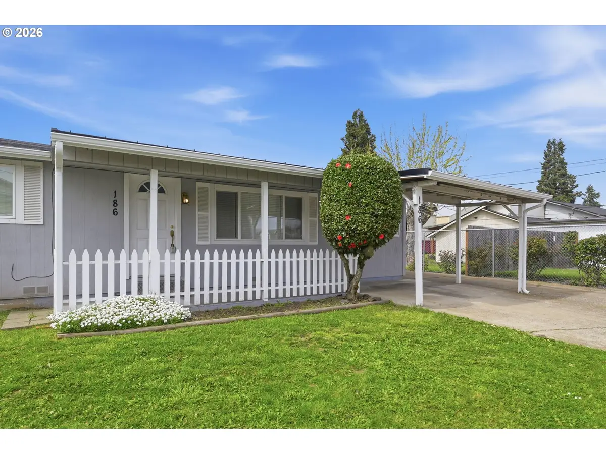 186 40th St, Springfield, OR 97478 - #1