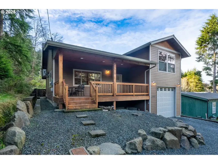 303 S Marine St, Rockaway Beach, OR 97136 - Image #3
