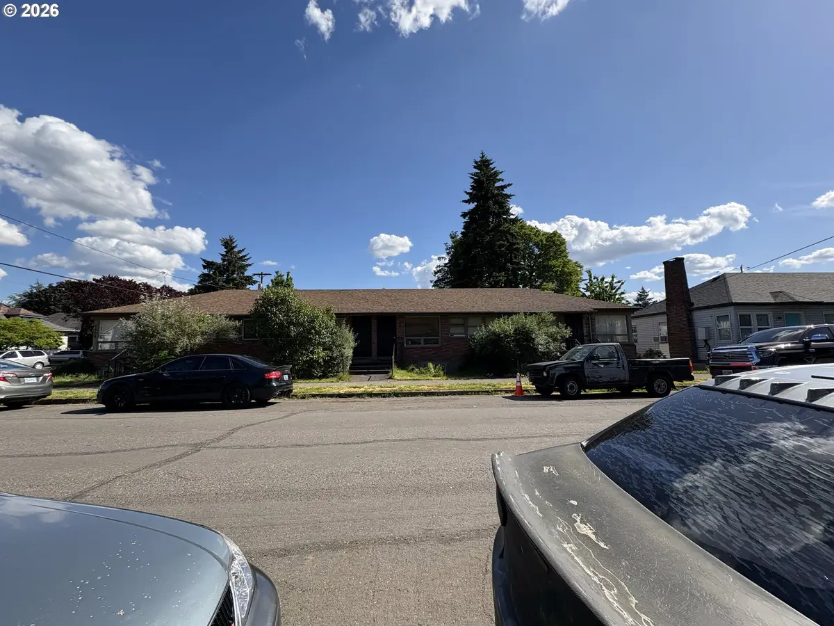 1304 N Emerson St, Portland, OR 97217 - #1