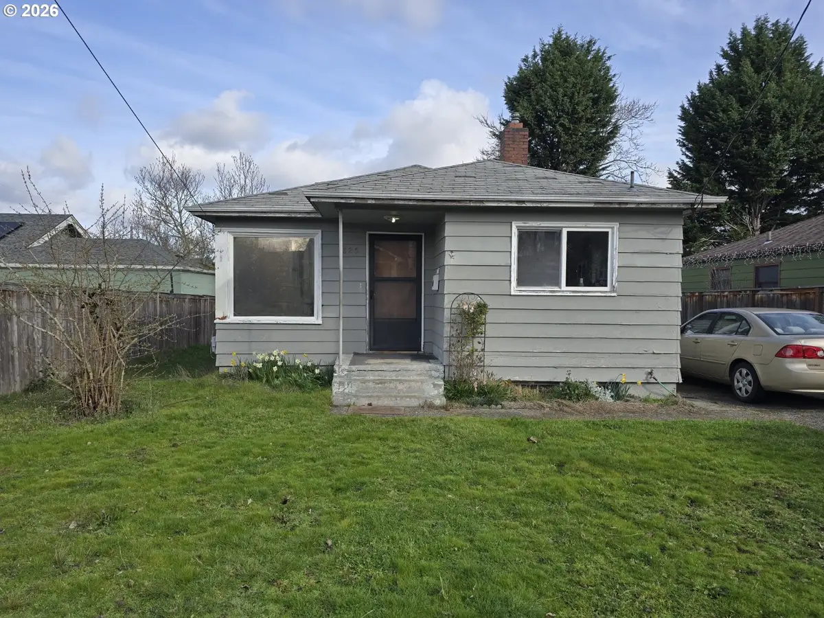 1825 N Cramer St, Portland, OR 97217 - #1