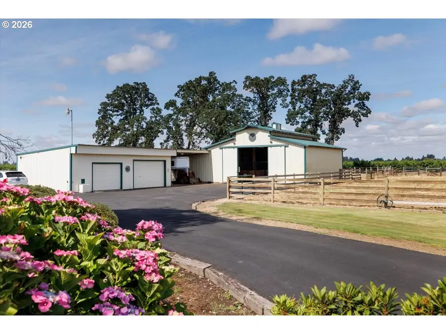 19801 Olmstead Rd Ne, Aurora, OR 97002 - #3