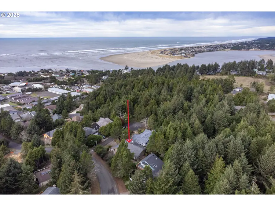 760 SW Range Dr, Waldport, OR 97394 - Image #3