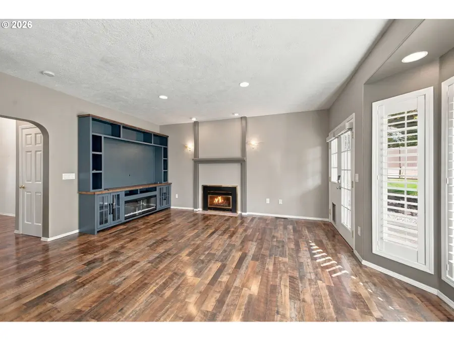 1 Monterrey Pl, Longview, WA 98632 - #2