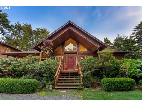 47555 Leeward St, Langlois, OR 97450