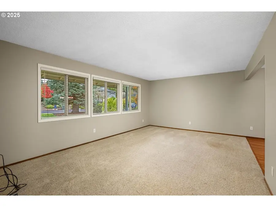 5410 SE Byron Dr, Milwaukie, OR 97267 - Image #3