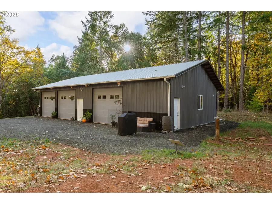 291 Callahan Rd, Roseburg, OR 97471 - Image #2