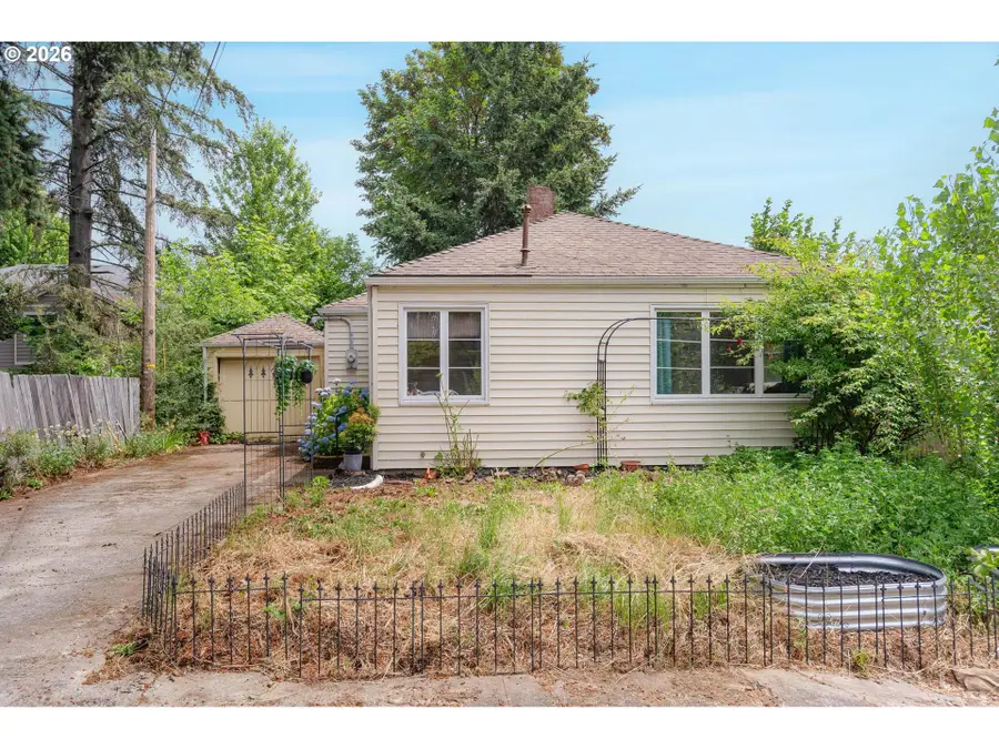 1823 Filbert St, Forest Grove, OR 97116 - #2