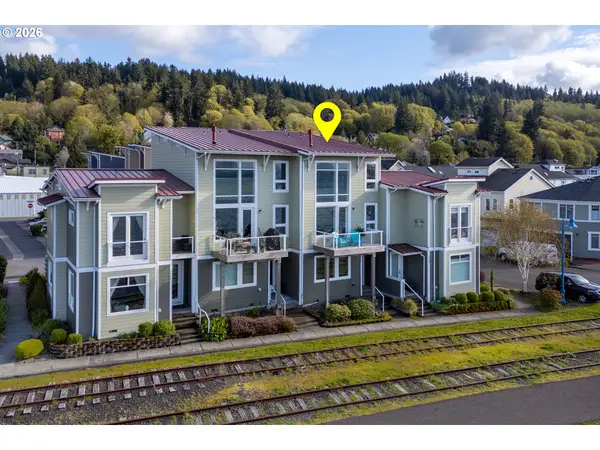 2910 Expedition Ln, Astoria, OR 97103