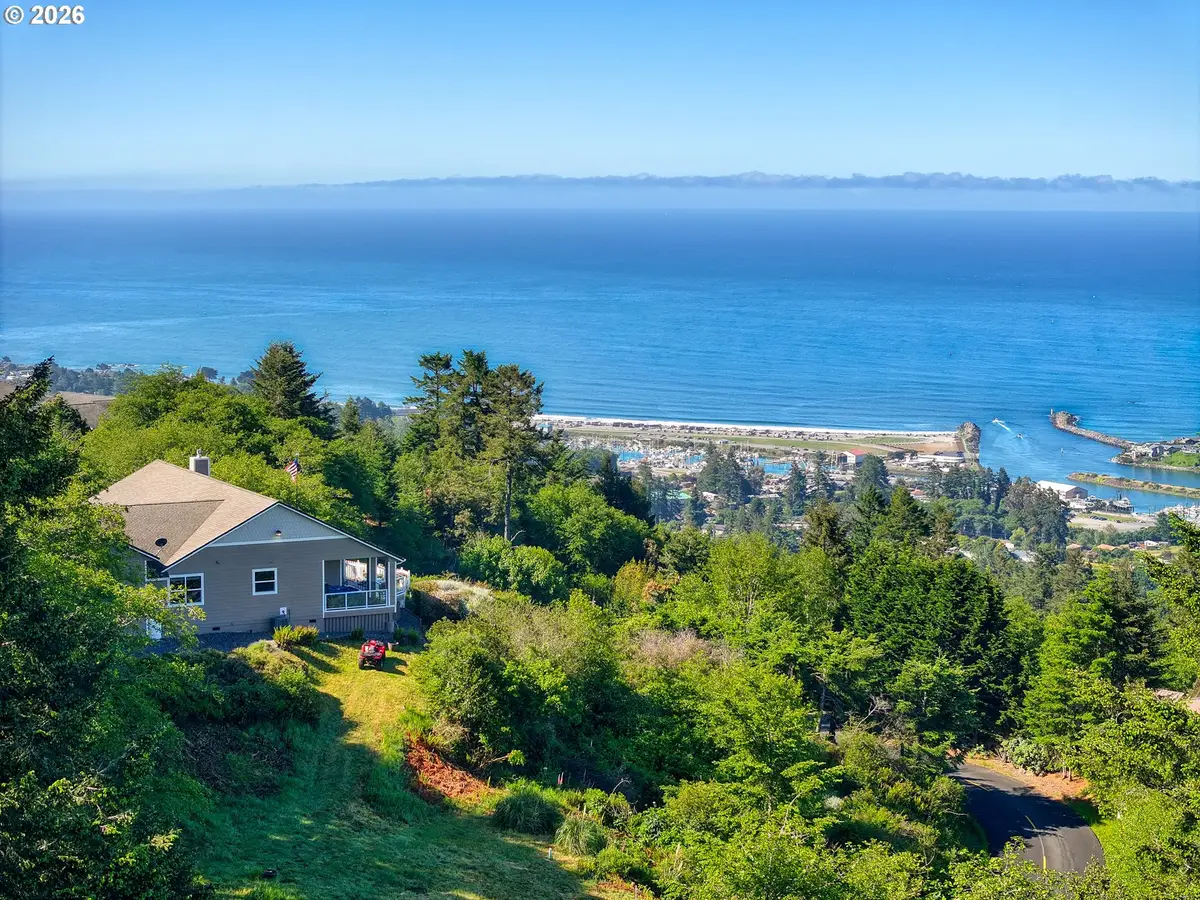 16890 Crown Terrace Rd, Brookings, OR 97415 - #1