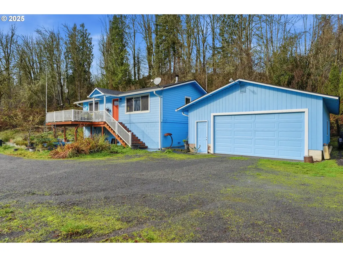 120 Sandy Bend Rd, Castle Rock, WA 98611 - Image #1