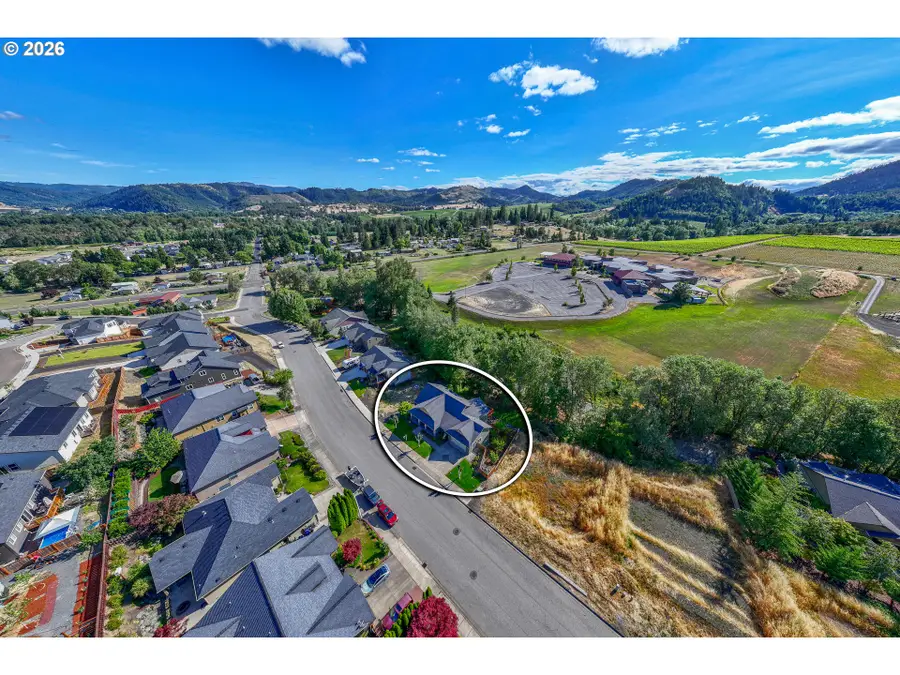 2620 NW Brockway Rd, Winston, OR 97496 - #3