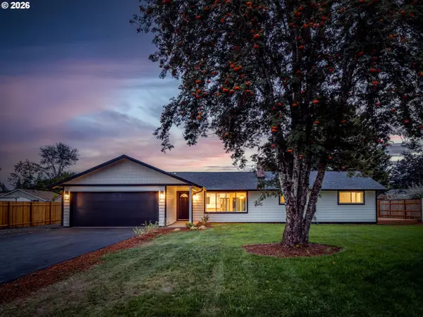 12611 NE 44th St, Vancouver, WA 98682