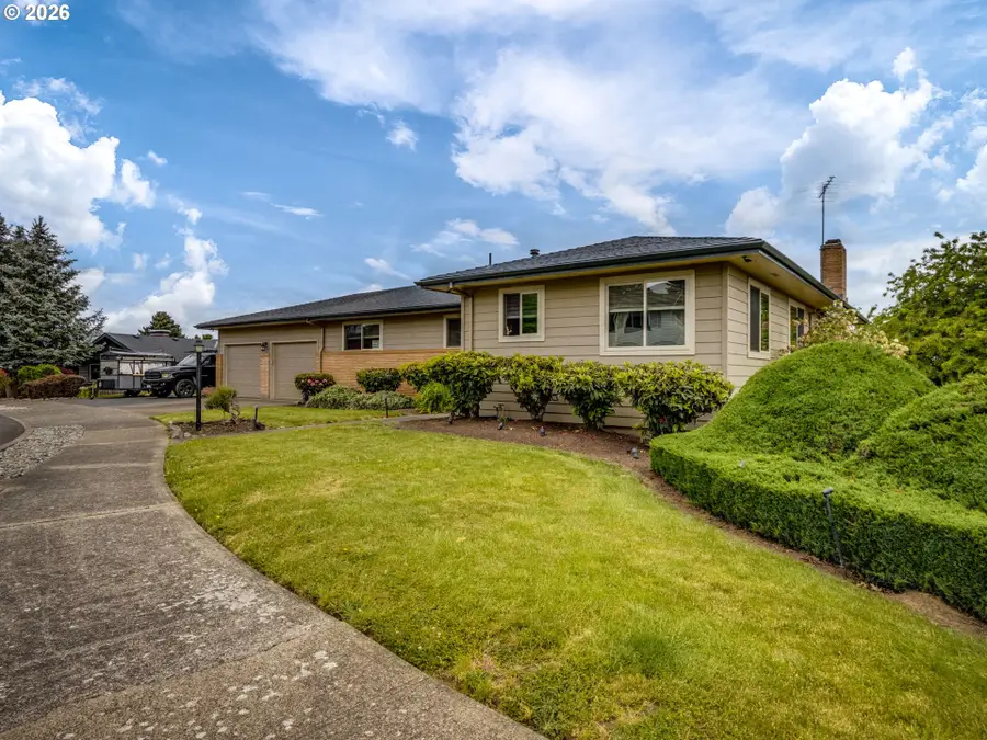 14029 NE Fremont Ct, Portland, OR 97230 - Image #2