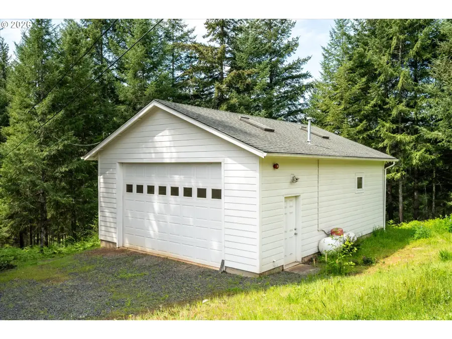 45947 N Gate Creek Rd, Vida, OR 97488 - #3